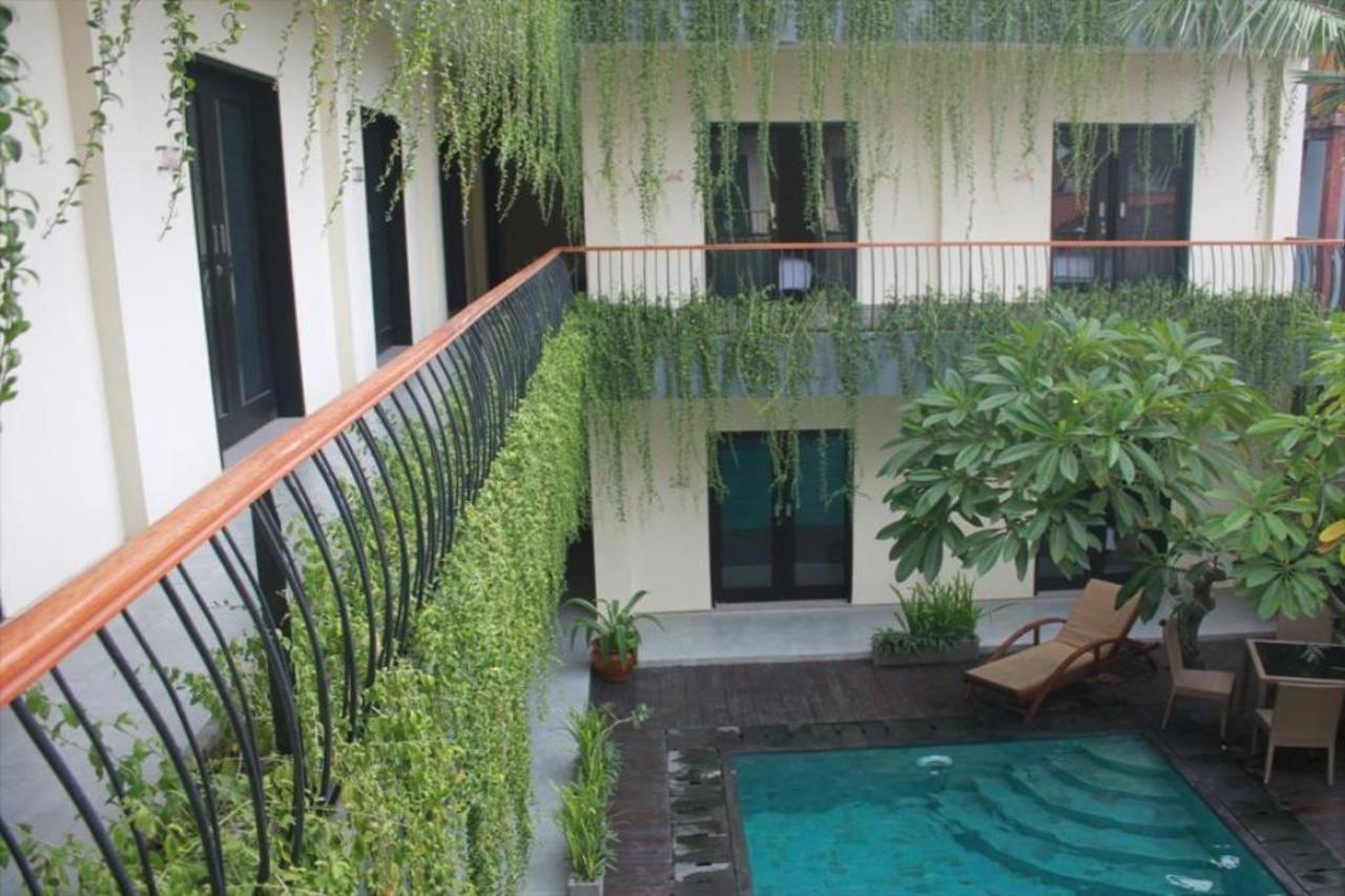 Zuk Hotel Legian Buitenkant foto