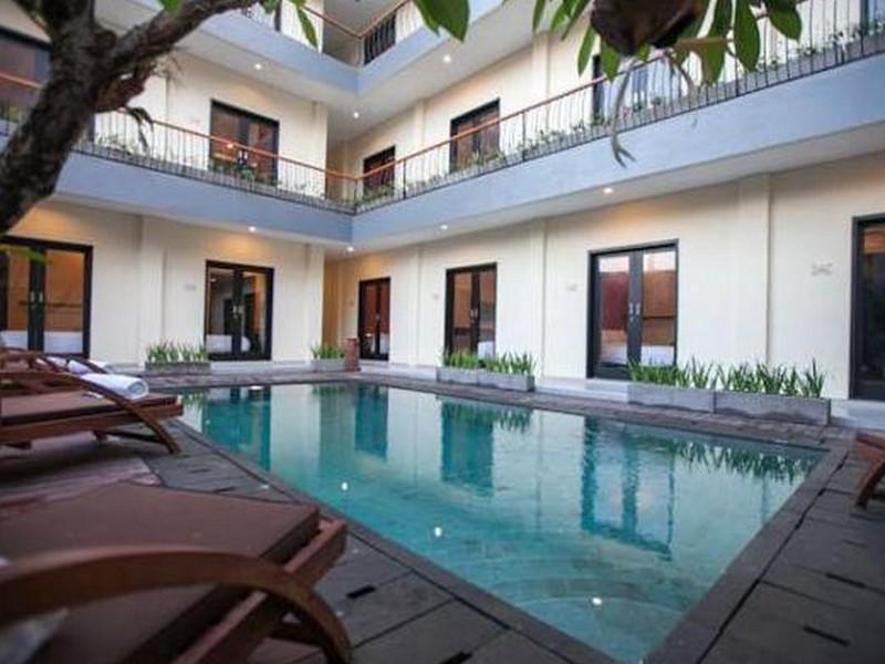 Zuk Hotel Legian Buitenkant foto