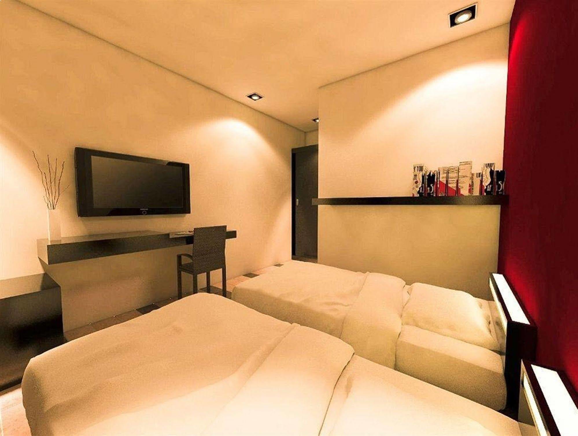 Zuk Hotel Legian Buitenkant foto