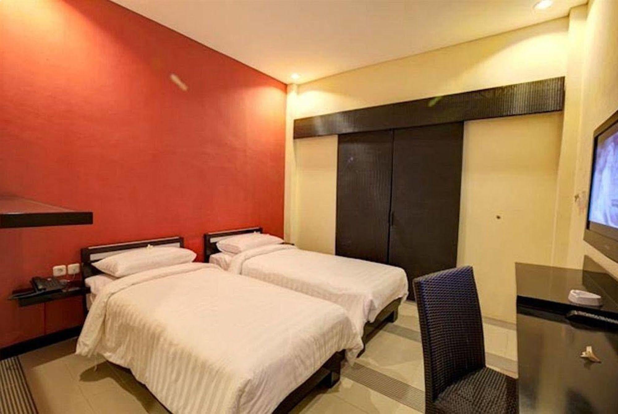 Zuk Hotel Legian Buitenkant foto